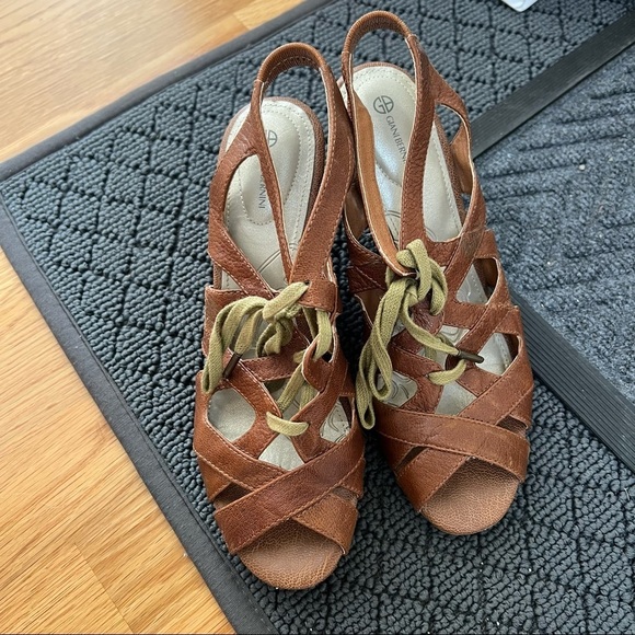 ⭐Giani Bernini Cognac Luggage Leather Strappy Caged Peeptoe Wedge Sandals Size 6 - Picture 1 of 7